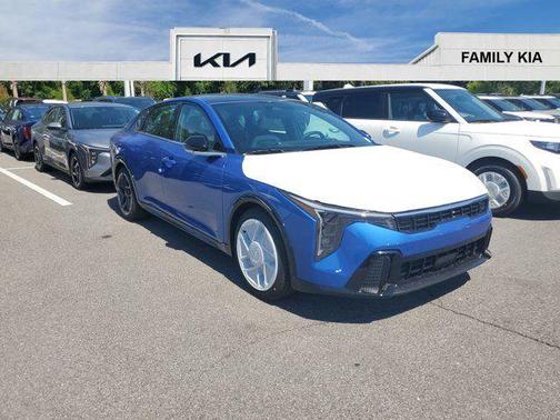 2025 Kia K4 GT-Line
