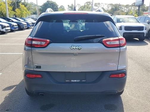 2018 Jeep Cherokee Latitude
