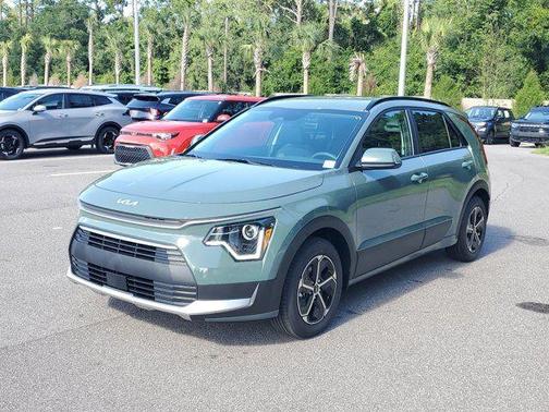 2025 Kia Niro EX