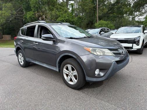 Magnetic Gray Metallic 2013 Toyota RAV4 XLE