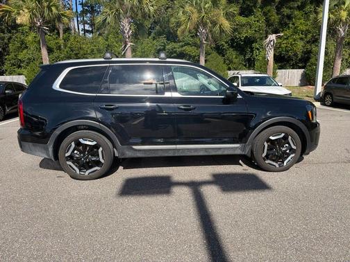 Ebony Black 2025 Kia Telluride S