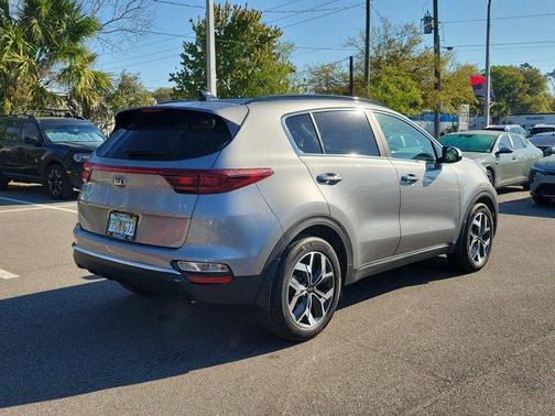 2022 Kia Sportage EX