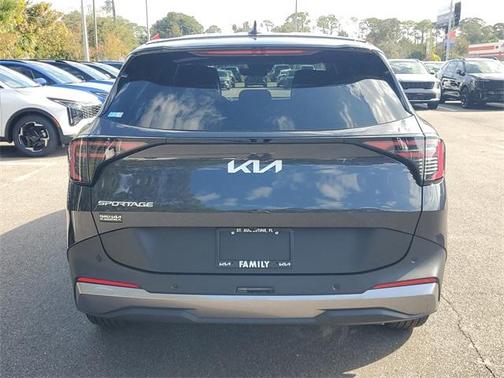 2026 Kia Sportage EX