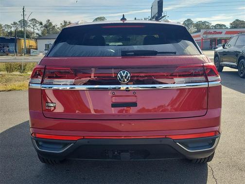 2024 Volkswagen Atlas Cross Sport 2.0T SE w/Technology