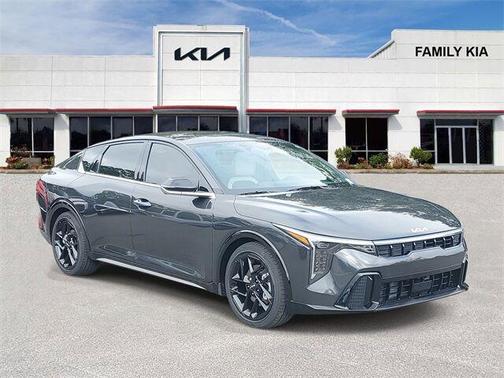 2025 Kia K4 GT-Line Turbo