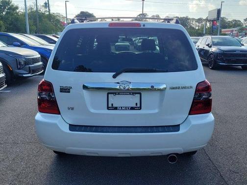 Super White 2006 Toyota Highlander Sport