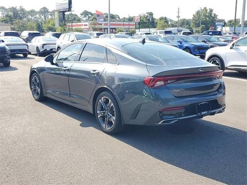 2021 Kia K5 EX
