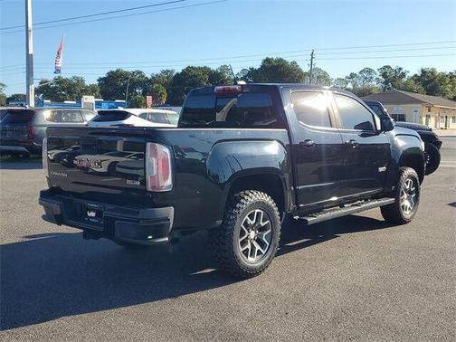 2017 GMC Canyon SLE