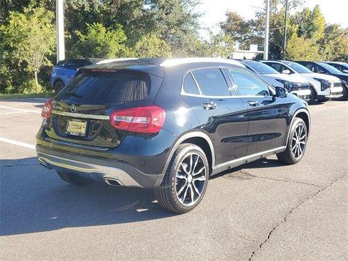 2017 Mercedes-Benz GLA 250 Base