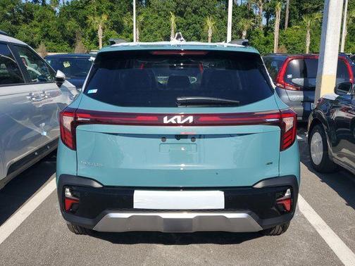 2025 Kia Seltos EX