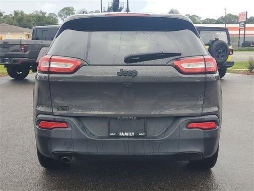 2016 Jeep Cherokee Altitude