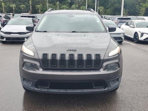 2016 Jeep Cherokee Altitude