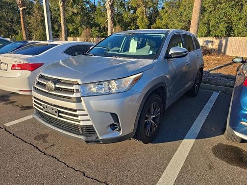 2018 Toyota Highlander LE