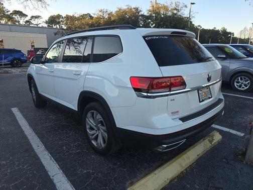 2022 Volkswagen Atlas 2.0T SE w/Technology