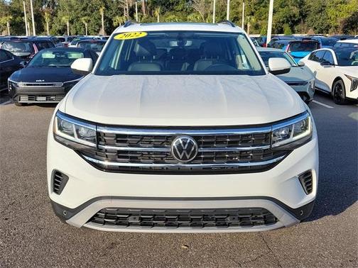 2022 Volkswagen Atlas 2.0T SE w/Technology