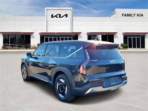 2026 Kia EV9 Light Long Range