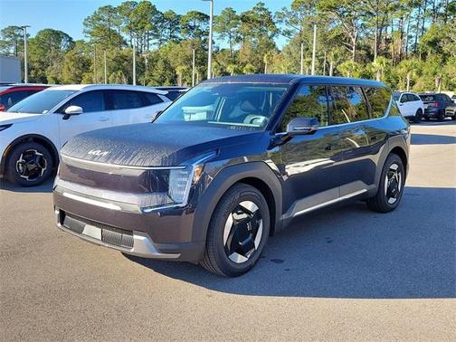 2026 Kia EV9 Light Long Range