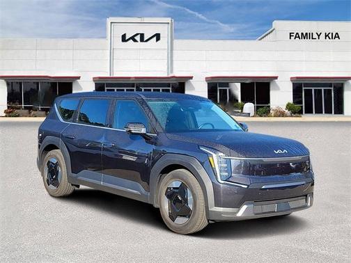 2026 Kia EV9 Light Long Range