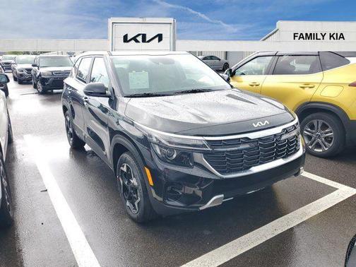 2025 Kia Seltos EX