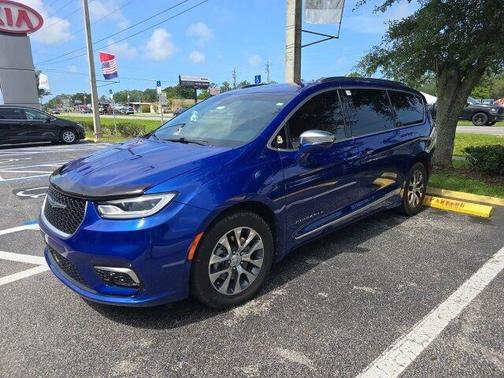 2021 Chrysler Pacifica Hybrid Pinnacle