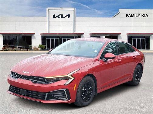 2025 Kia K5 LXS