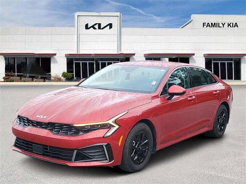 2025 Kia K5 LXS