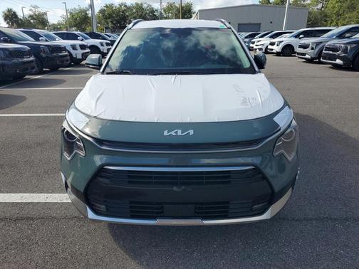 2025 Kia Niro EX Touring