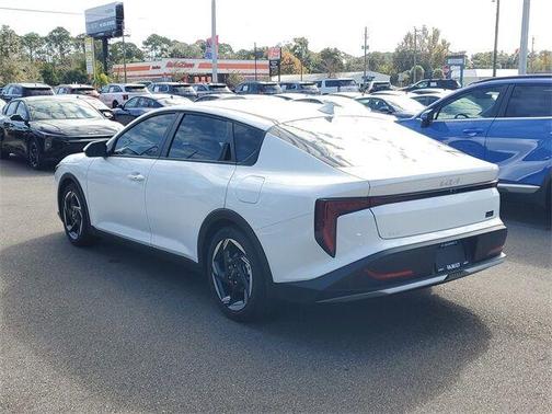 2025 Kia K4 EX
