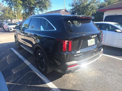 2024 Kia Sorento S