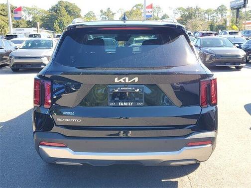 2024 Kia Sorento S