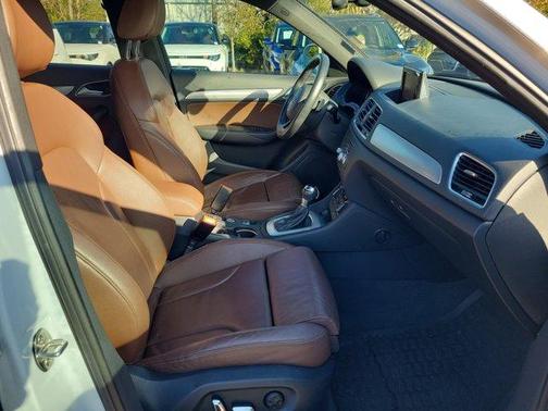 2018 Audi Q3 2.0T Premium Plus