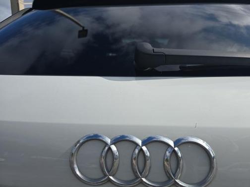 2018 Audi Q3 2.0T Premium Plus