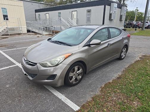 Desert Bronze 2013 Hyundai ELANTRA GLS
