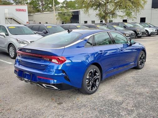 2022 Kia K5 GT-Line