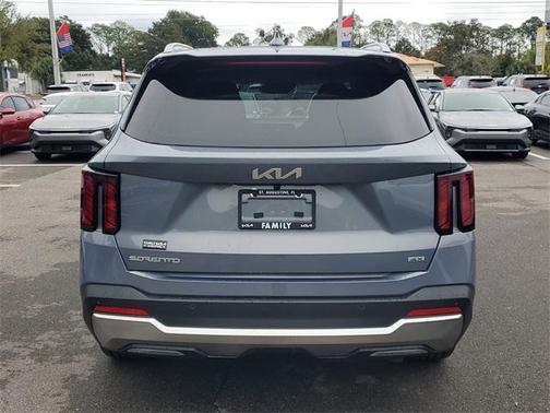2025 Kia Sorento EX