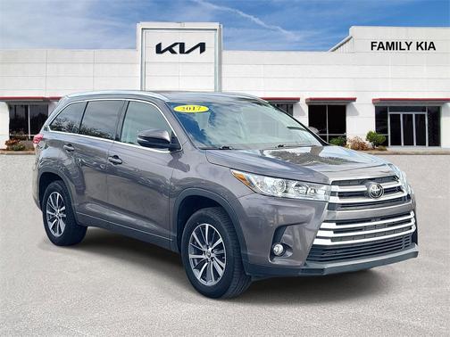 2017 Toyota Highlander XLE