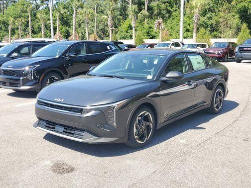 2025 Kia K4 EX