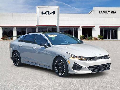 2023 Kia K5 GT-Line