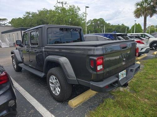 2023 Jeep Gladiator Sport