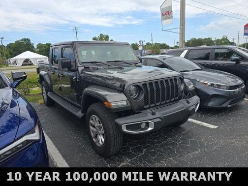 2023 Jeep Gladiator Sport