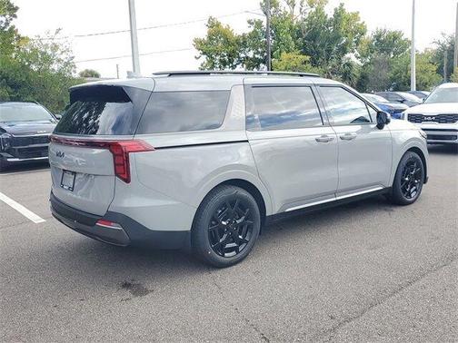 2026 Kia Carnival SX