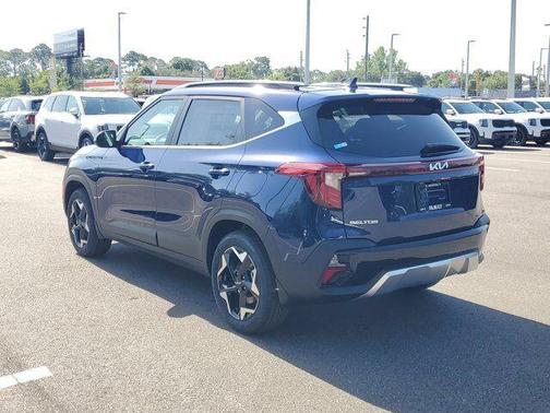 2025 Kia Seltos EX
