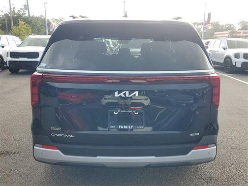 2026 Kia Carnival Hybrid EX