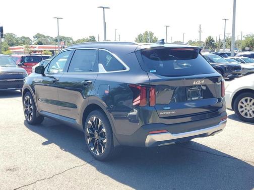 2025 Kia Sorento EX