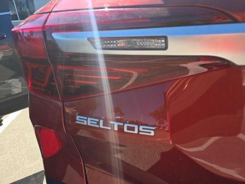 2023 Kia Seltos S