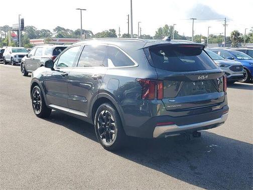 2024 Kia Sorento S