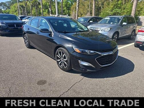 Mosaic Black Metallic 2022 Chevrolet Malibu RS