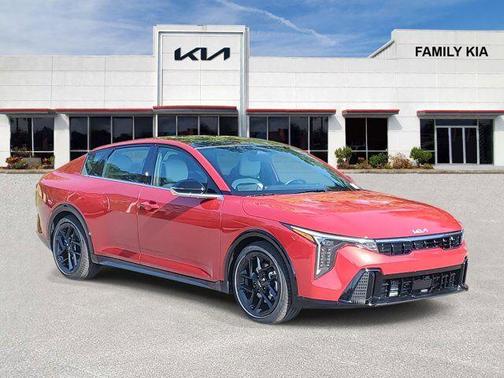 2025 Kia K4 GT-Line Turbo