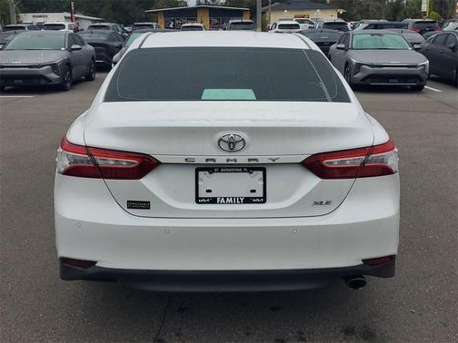 2018 Toyota Camry XLE