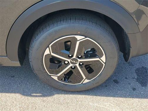 2025 Kia Niro EX